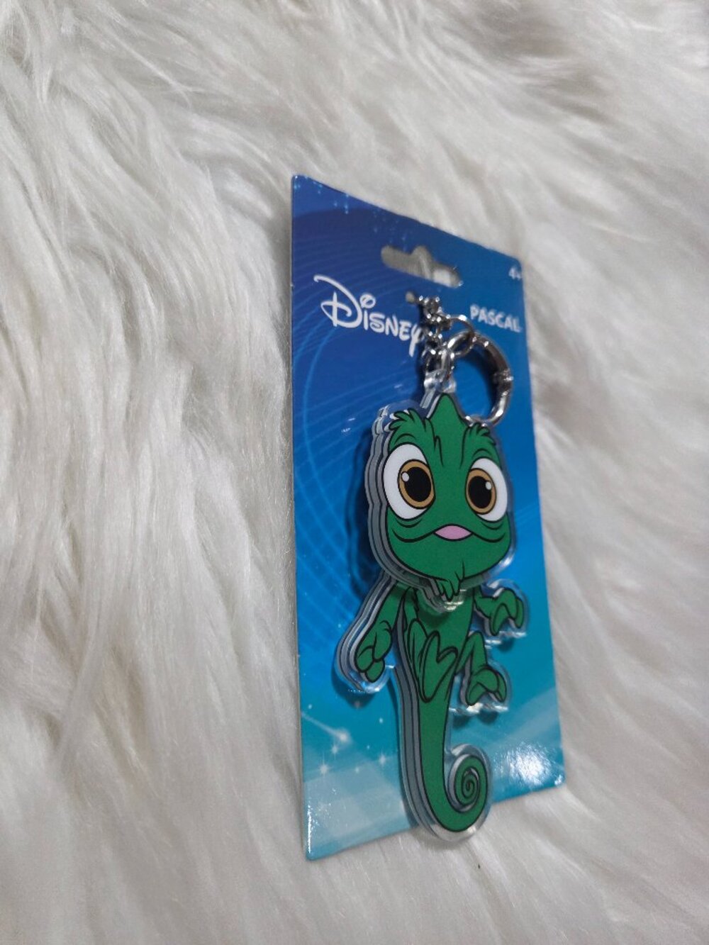 Disney Pascal Moveable Keychain - Picture 5 of 6